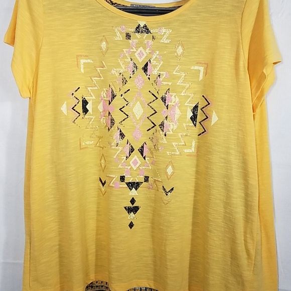 💖New Direction Yellow+Aztec Print Hi-Low Top Lg - Picture 2 of 5